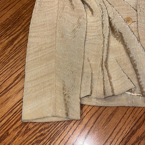 Giorgio Armani Woman’s Tan Jacket - Picture 4 of 6